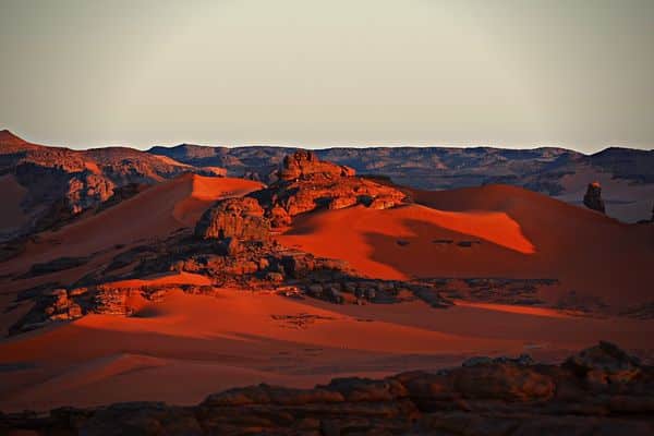 Dunes rouges de la Tadrart - Circuit Tadrart en 4x4 - Point-Afrique