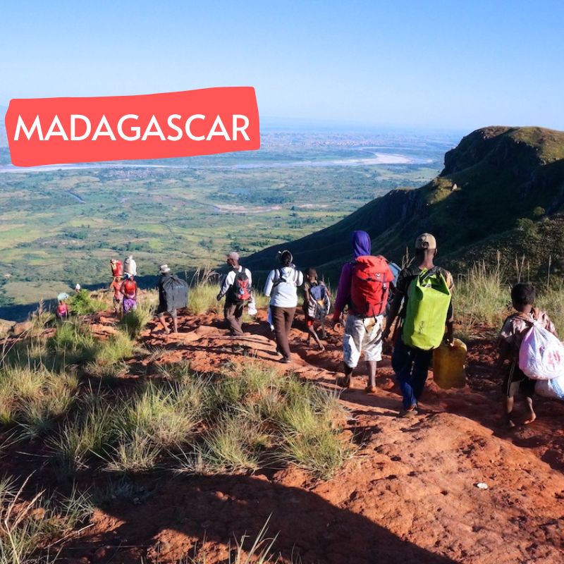 Circuit découverte avec descente de la rivière Manambola, Tisngy de Bemahara et les baobabs de Morondova. | Rando, pirogue et 4x4 Madagascar - Point-Afrique